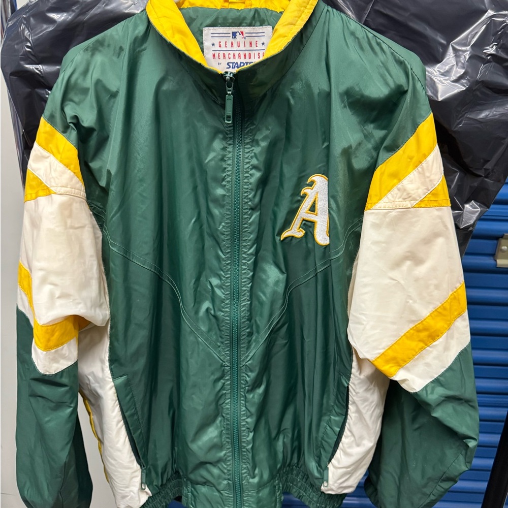 Vintage 90’s Oakland Athletics Jacket